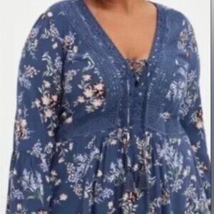 TORRID Purple‎ Floral Print Crinkle Lace-up-Up Babydoll Top Blouse (Sz 3)